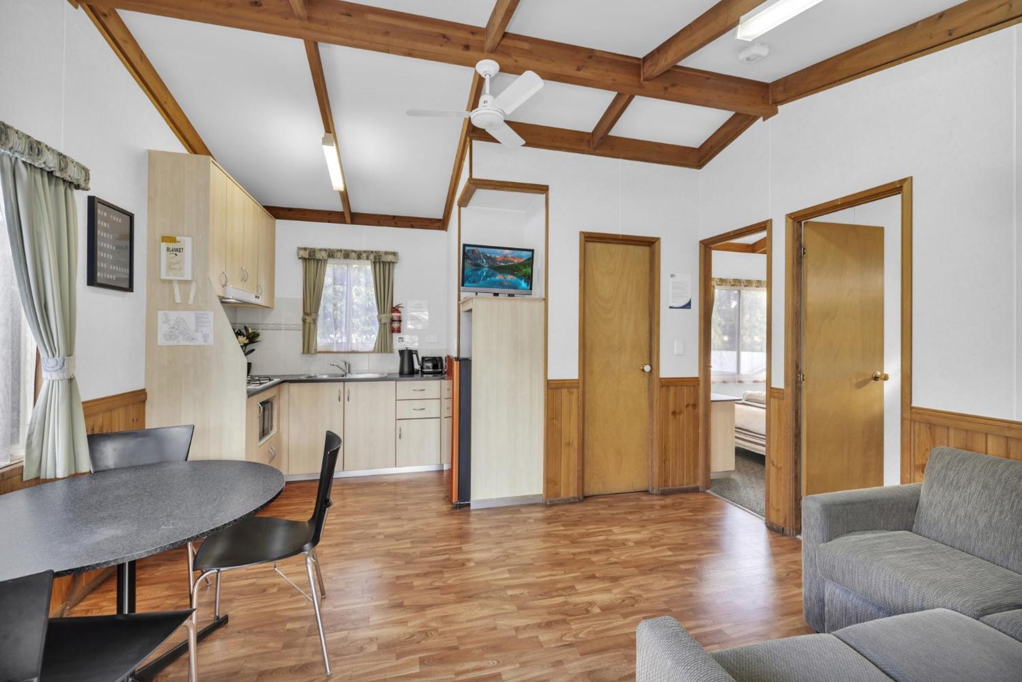 Metung Holiday Villas Экстерьер фото